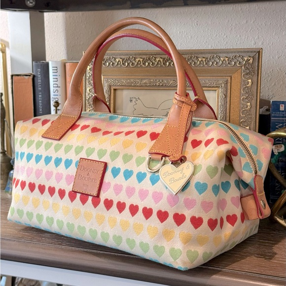 Dooney & Burke Y2K rainbow heart collection 100% cotton with weather shield - Picture 3 of 16